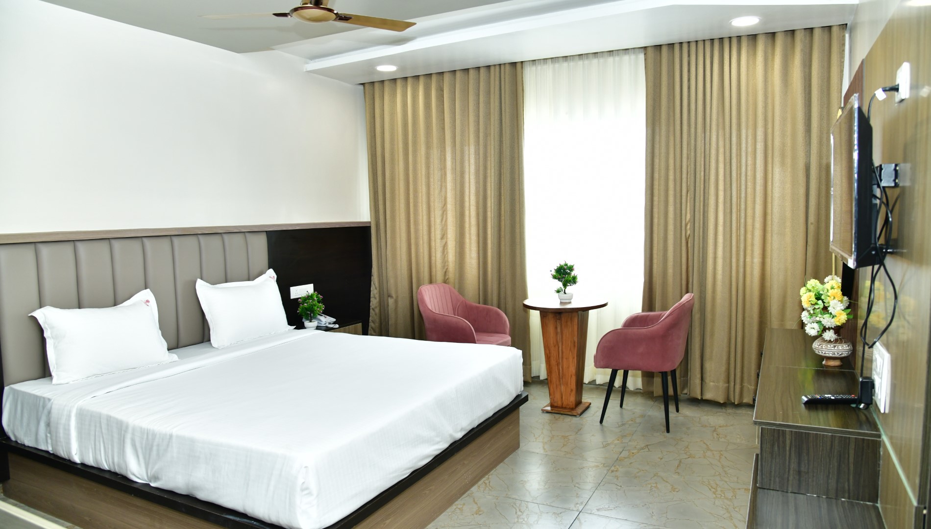 Rangam Grand Slider Pictures